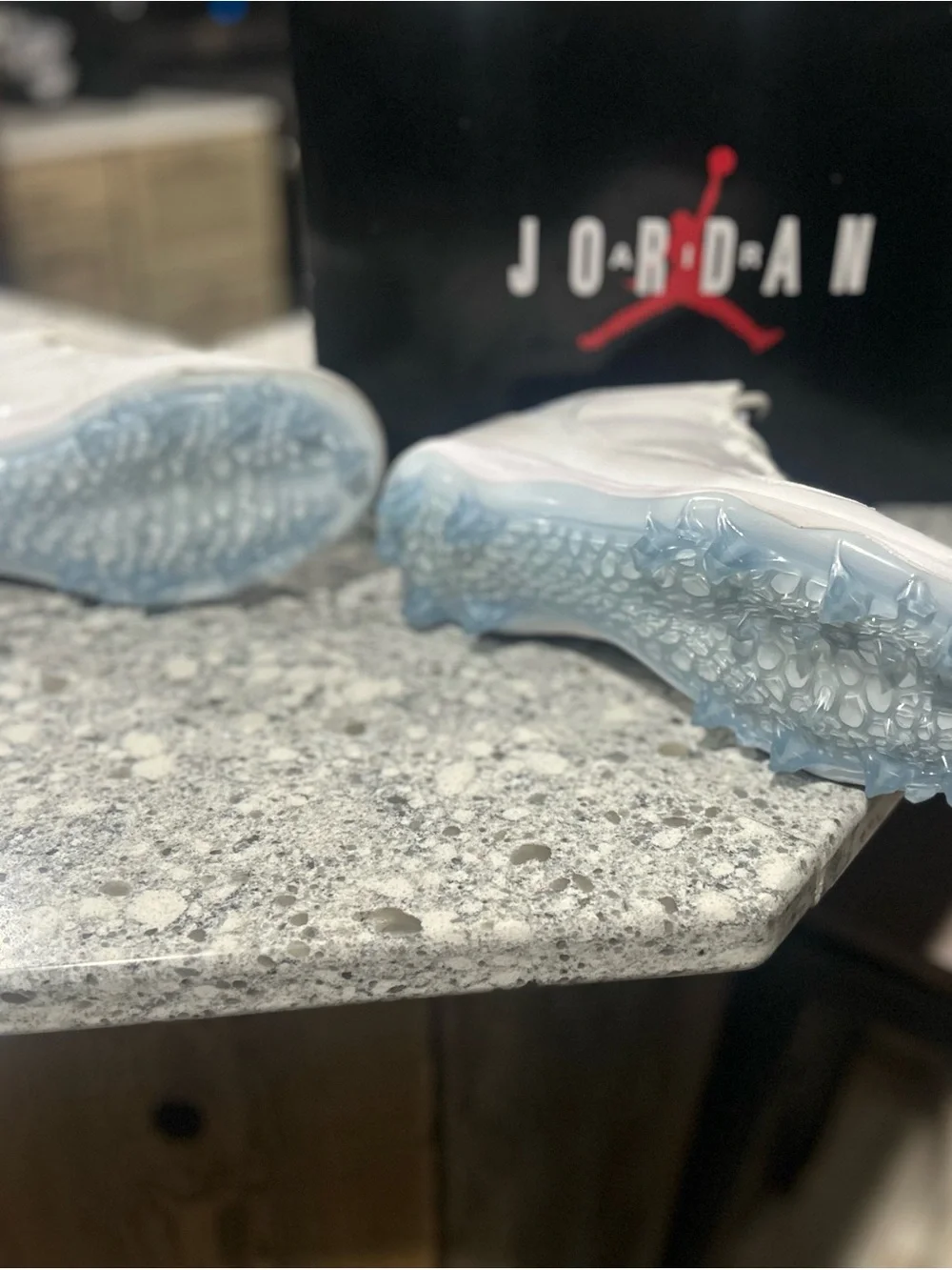 Jordan 11 Mid TD cleats white/legend blue-black